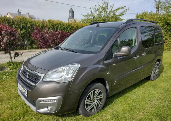 peugeot partner Peugeot Partner cena 45000 przebieg: 143000, rok produkcji 2018 z Rzeszów